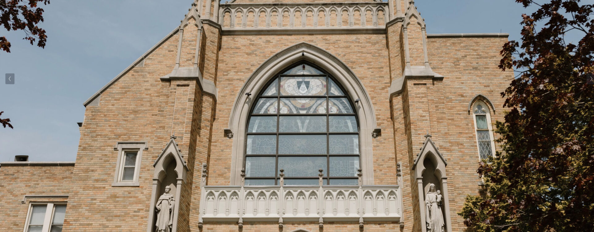 Exterior picture of monastery in New Jersey